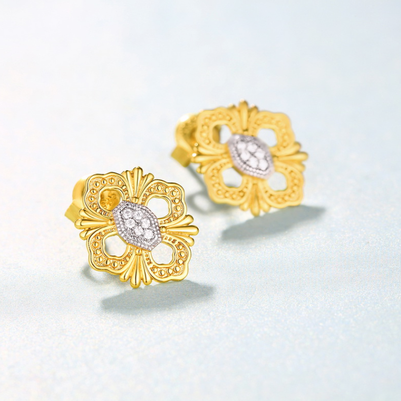 Elegant flower earrings,  14ct Gold Plate
